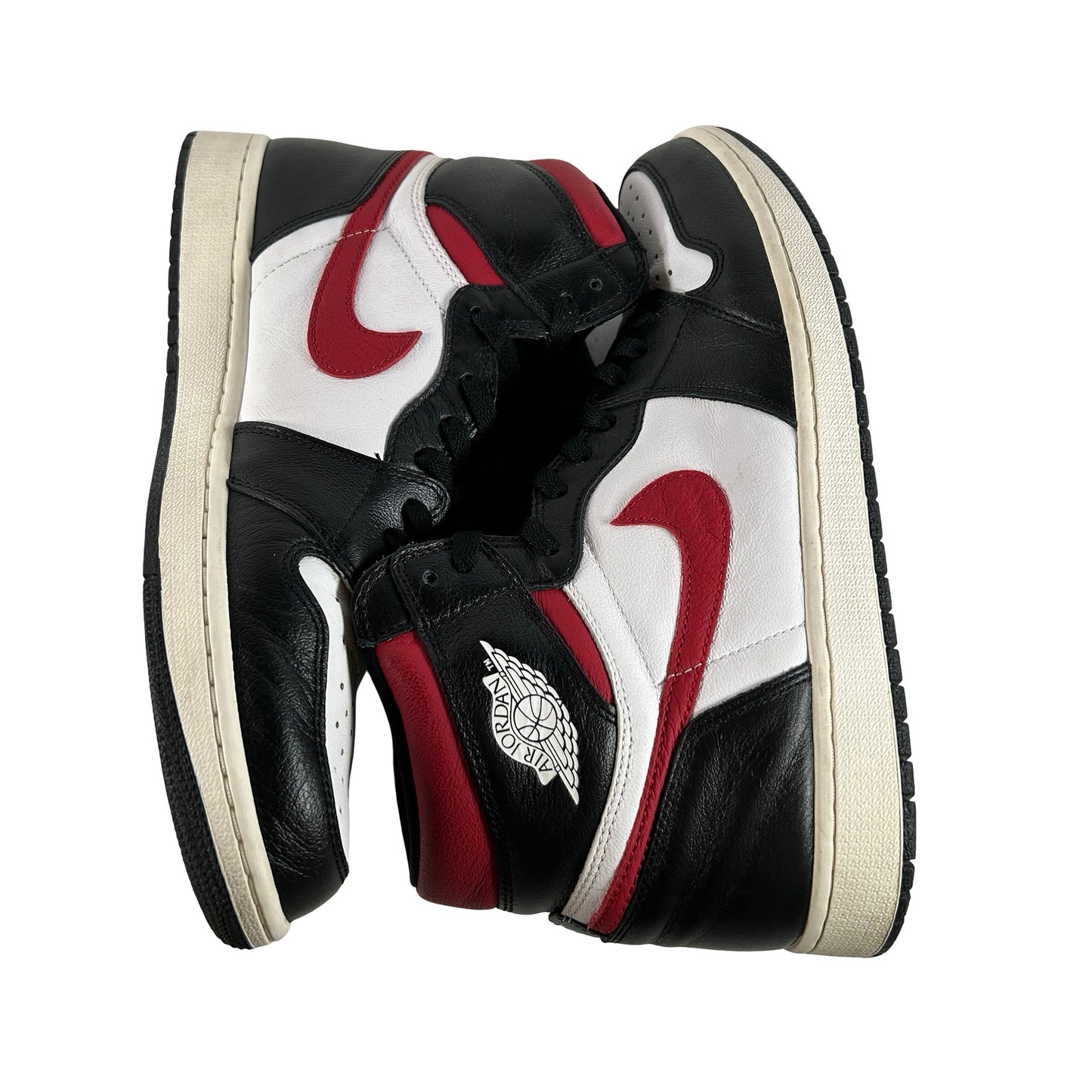 555088 061 Jordan 1 Retro High Bloodline [USED] - 13 (Used) (Replace Box)