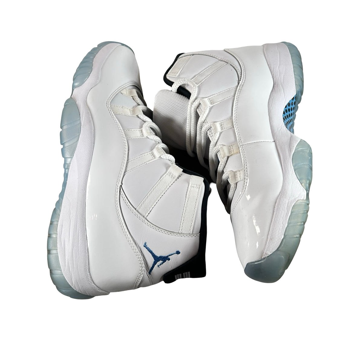 CT8012 104 Jordan 11 Retro Legend Blue (2024) [USED] - 11.5 M (Used) (No Box)