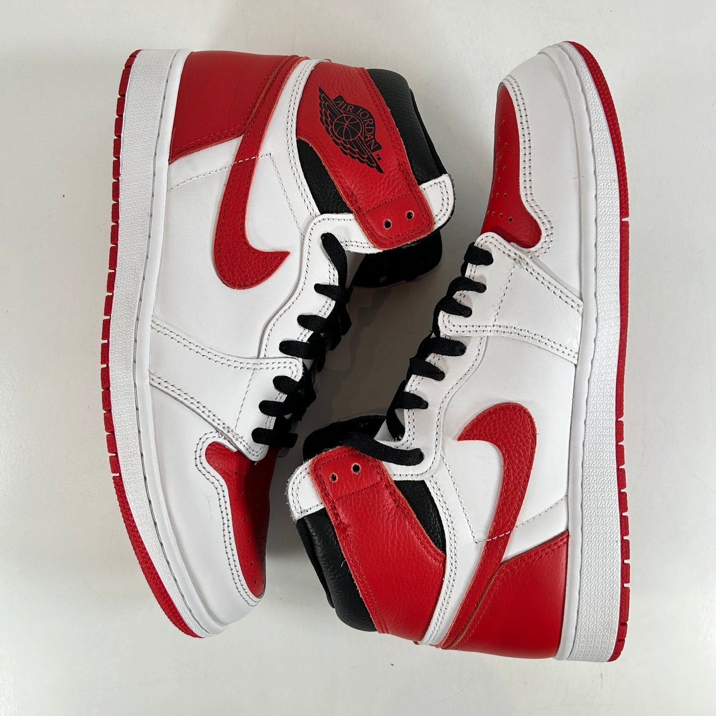 555088 161 Jordan 1 Retro High OG Patrimonio
