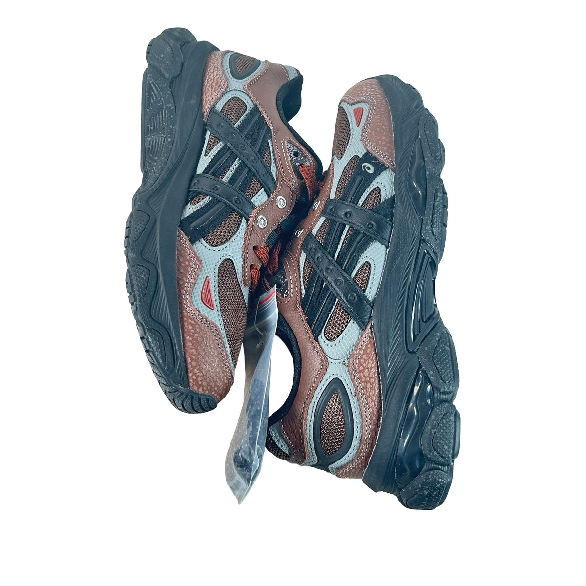 1203A896 200 ASICS Gel-NYC 2.0 SSHS HAL STUDIOS Architecture of Everyday Life Mahogany [USED] - 5.5 (Used) (No Box)