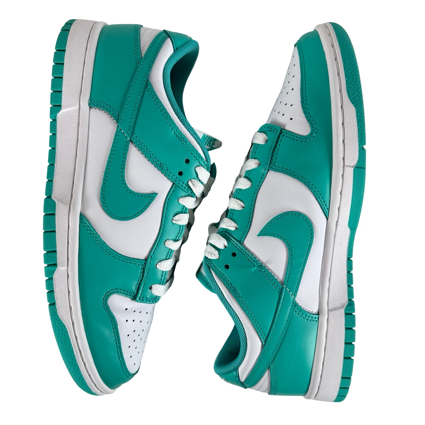 DV0833 101 Nike Dunk Low Claro Jade