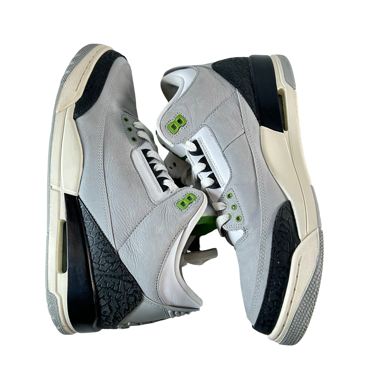 136064 006 Jordan 3 Retro Chlorophyll [USED] - 10.5 M (Used)
