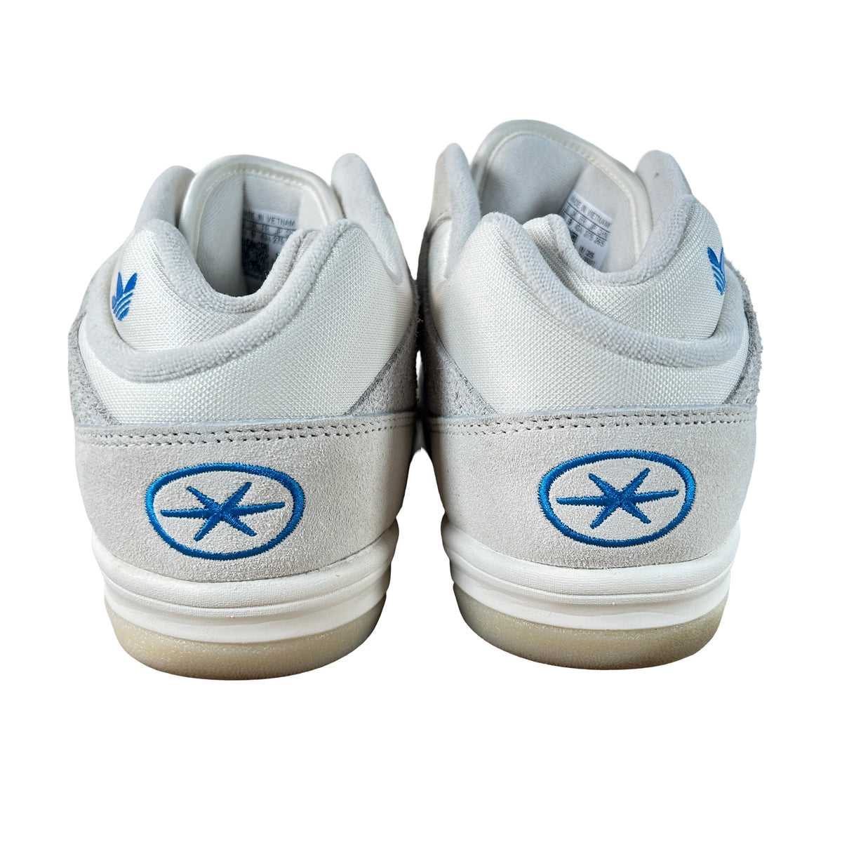 KJ1468 adidas BadBo 1.0 Bad Bunny Resilience [USED] - 9.5 M (Used)