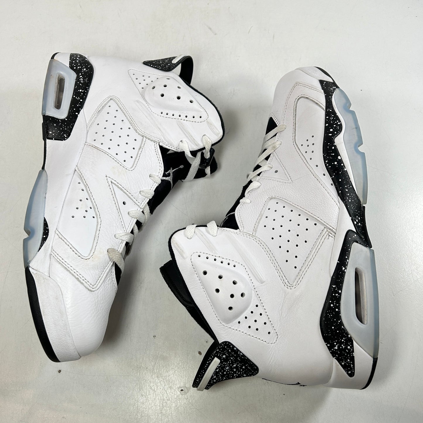 CT8529 112 Jordan 6 Retro Reverse Oreo [USED] - 14 M (Used) (No Box)