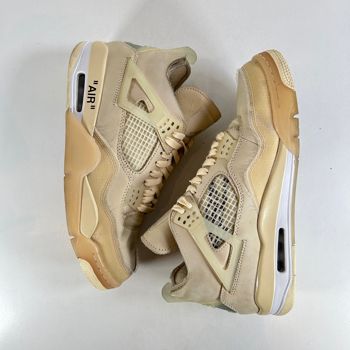 CV9388 100 Jordan 4 Off-White Sail [USED] - 10.5 W (Used3)