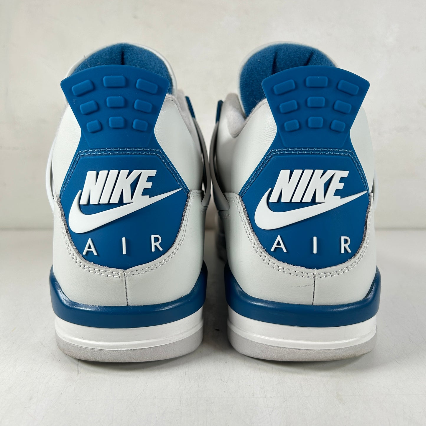 FV5029 141 Jordan 4 Retro Military Blue (2024) [USED] - 9.5 M (Used6)