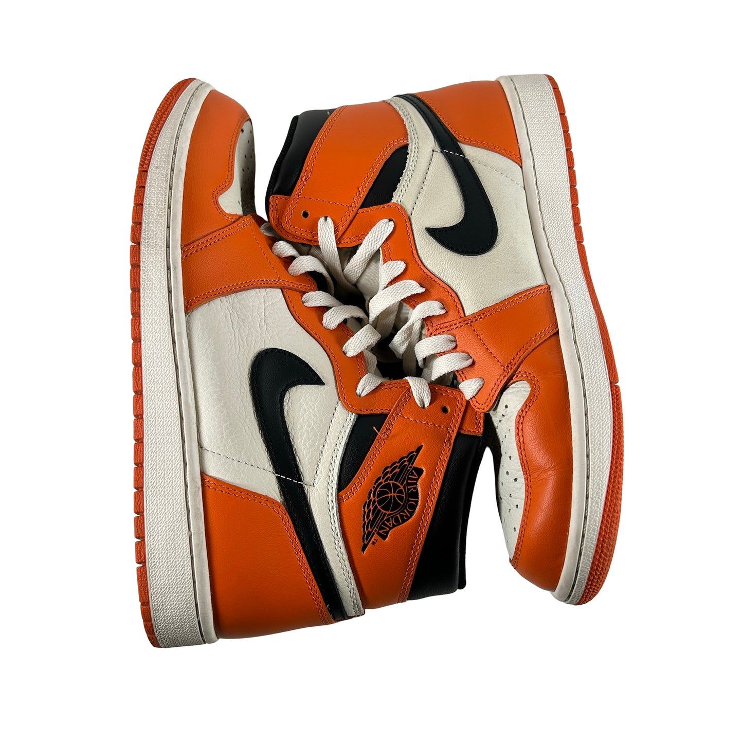 555088 113 Jordan 1 RSBB [USED] - 9.5 M (Used3)