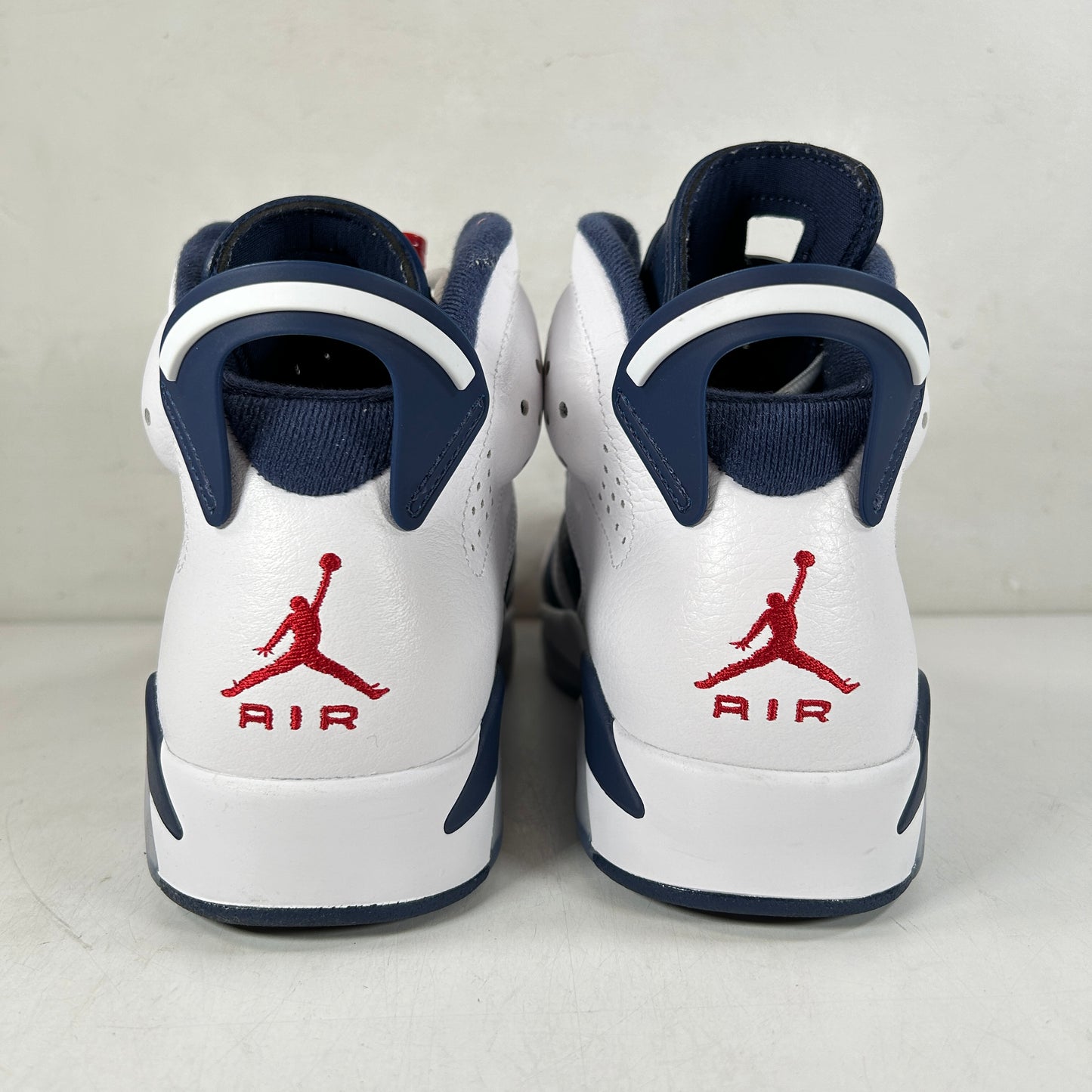 CT8529 164 Jordan 6 Retro Olympic (2024) - 8.5 M (Used)