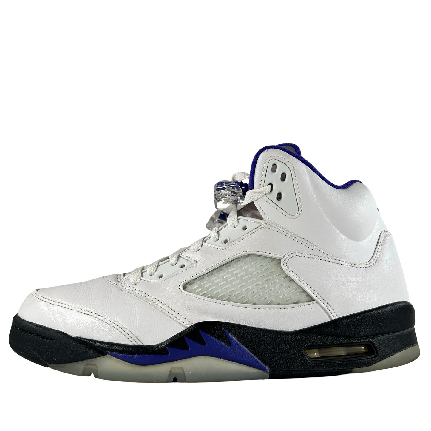 DD0587 141 Jordan 5 Retro Oscuro Concordia