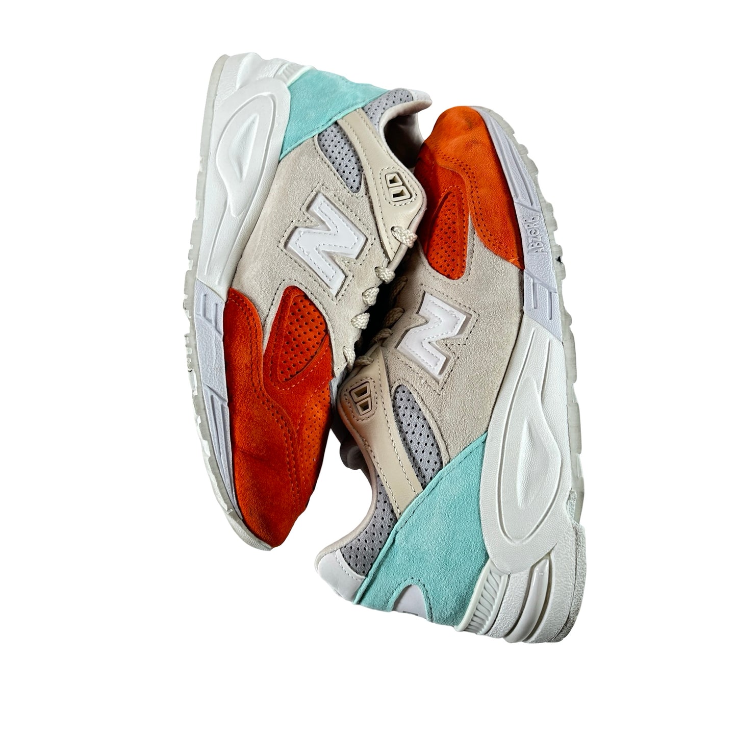 M99OKC2 New Balance 990v2 Kith Cyclades [USED] - 7 M (Used)