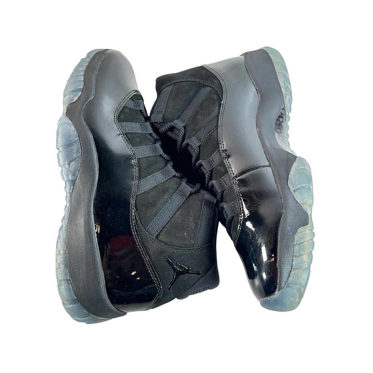378037 005 Jordan 11 Retro Cap and Gown [USED] - 8.5 M (Used)