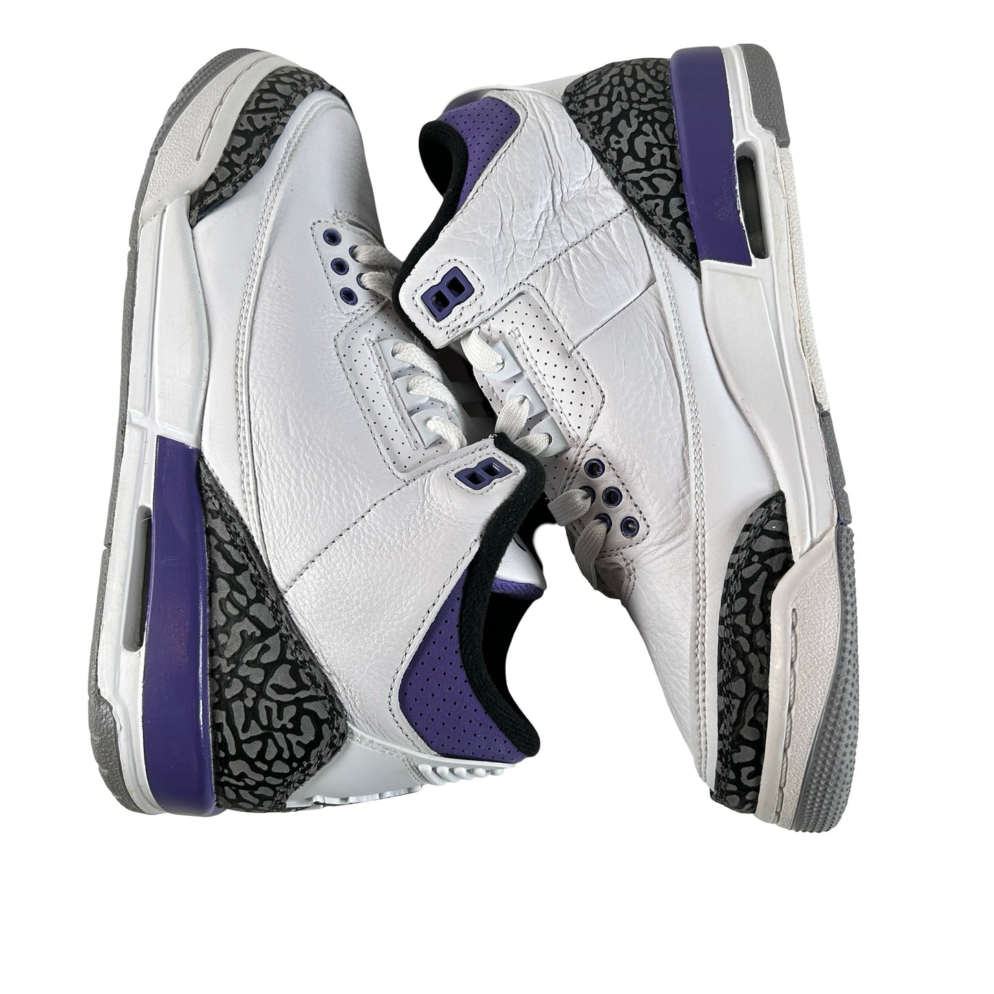 DM0967 105 Jordan 3 Retro Dark Iris (GS) [USED] - 7 Y (Used)