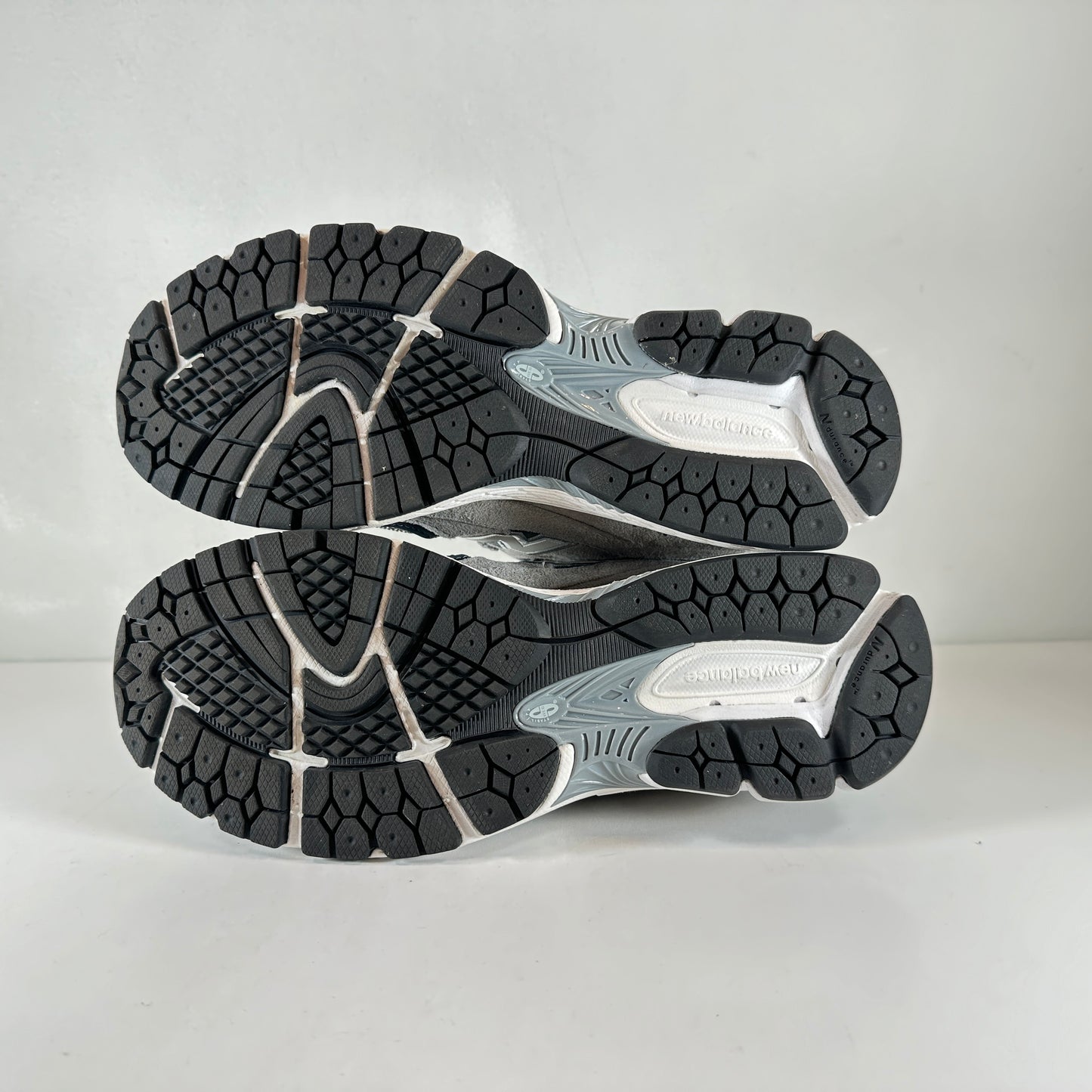 M2002RST New Balance 2002R Steel Grey Orca [USED] - 9 M (Used) (No Box)
