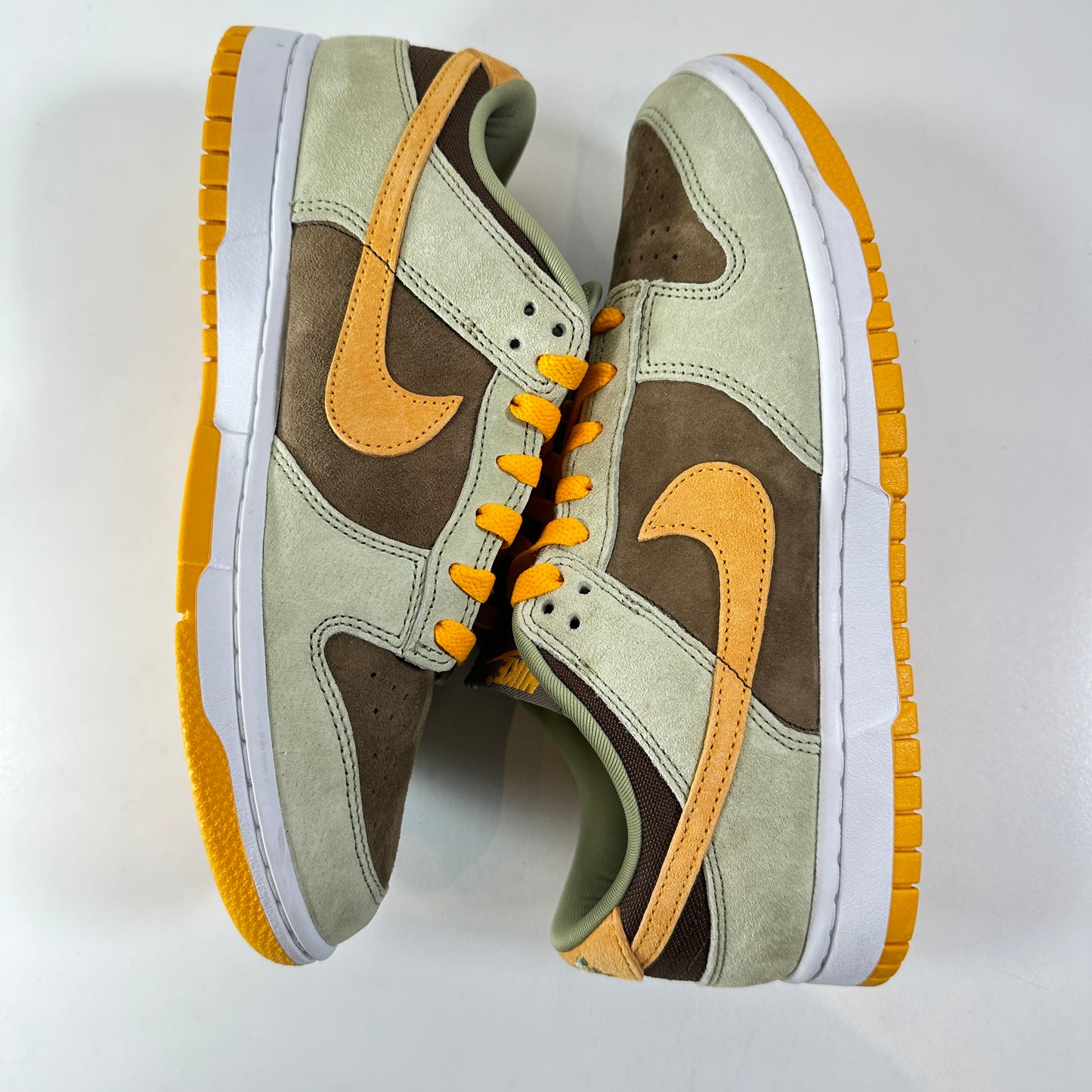 DH5360 300 Nike Dunk Low Dusty Olive (2021/2023) [USED] - 8 M (VNDS)