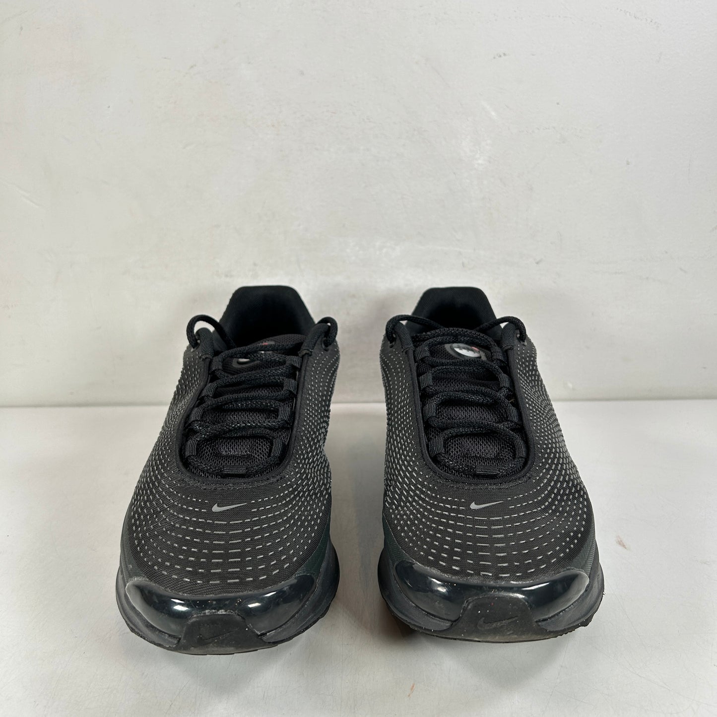 DV3337 002 Nike Air Max Dn Black Dark Smoke Grey [USED] - 11 M (Used)