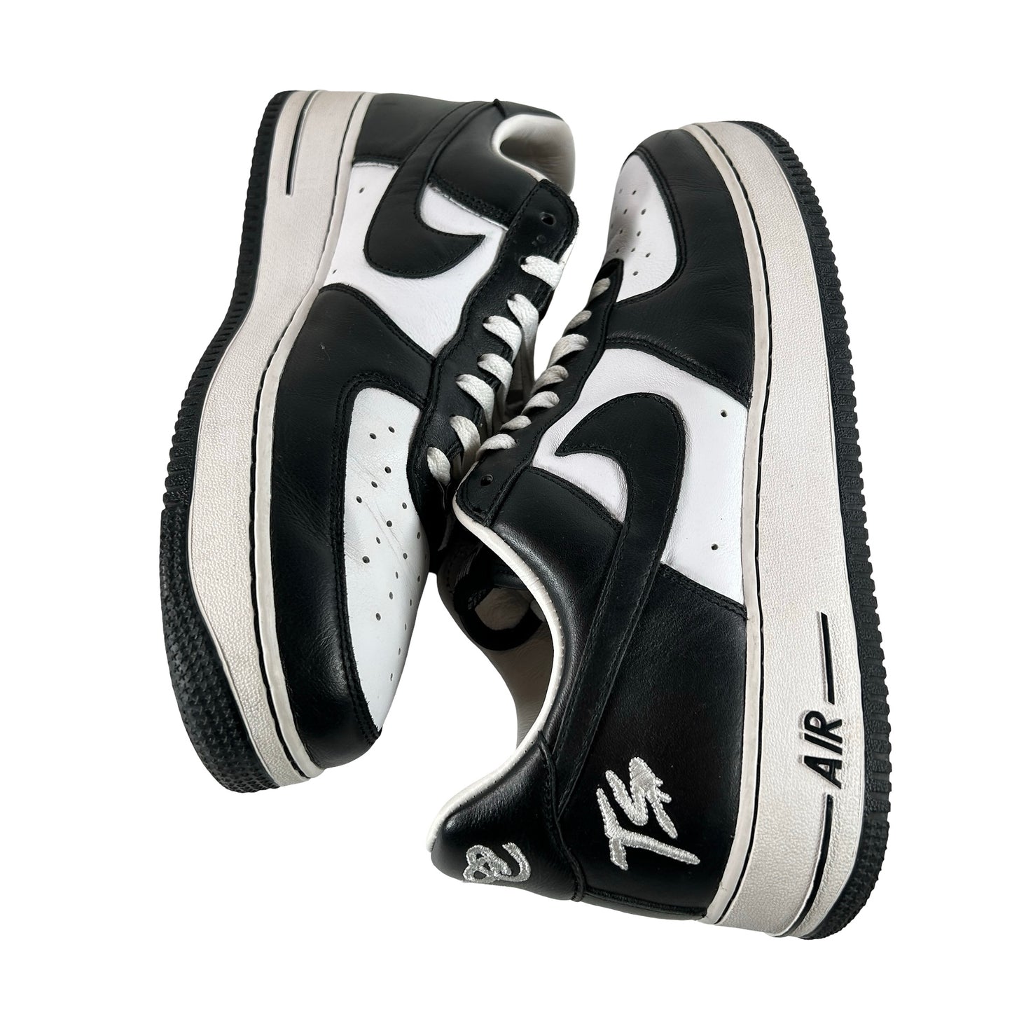 FJ5758 100 Nike Air Force 1 Low QS Terror Squad Blackout [USED] - 12 M (Used)