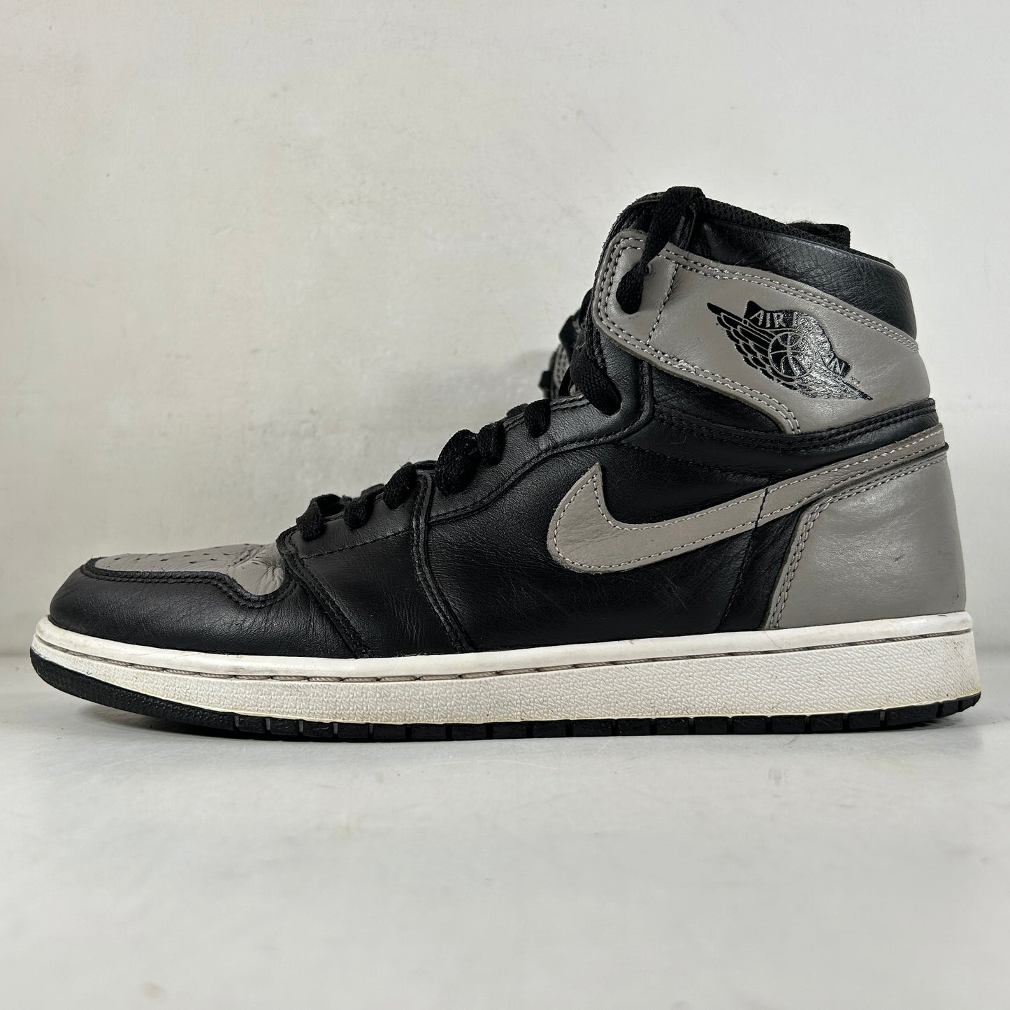 555088 013 Jordan 1 Shadow (2018) [USED] - 10.5 M (Used2) (No Box2)