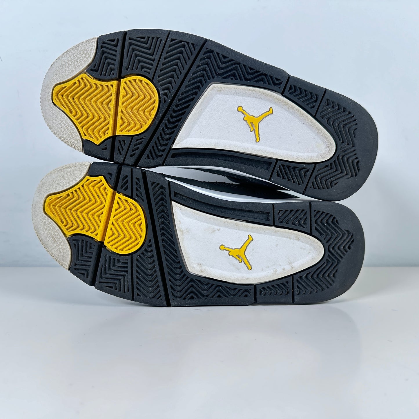 408452 007 Jordan 4 Retro Cool Grey (2019) (GS) [USED] - 5 Y (Used)