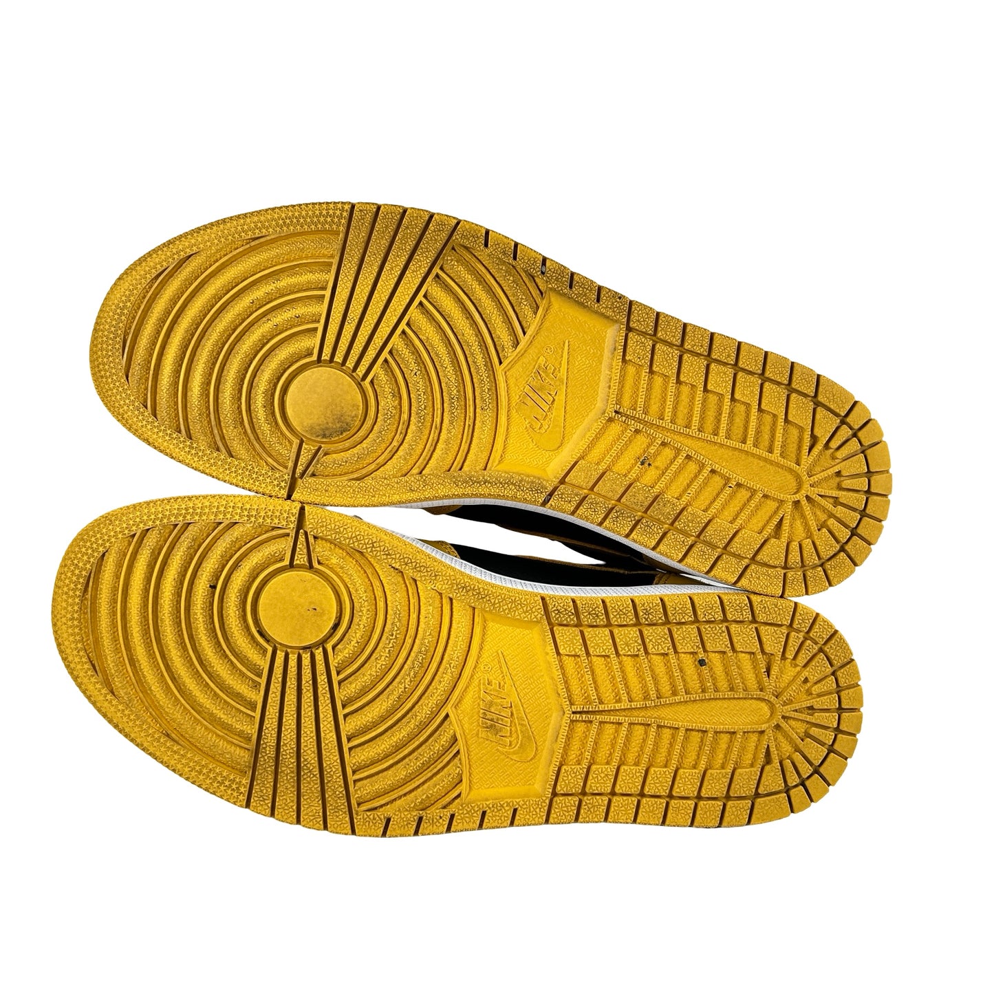 555088 701 Jordan 1 Pollen [USED] - 9 M (Used) (No Box)