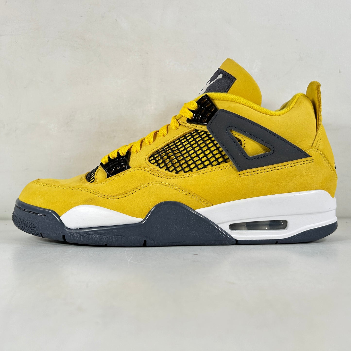 CT8527 700 Jordan 4 Retro Lightning (2021) [USED] - 10 M (VNDS)