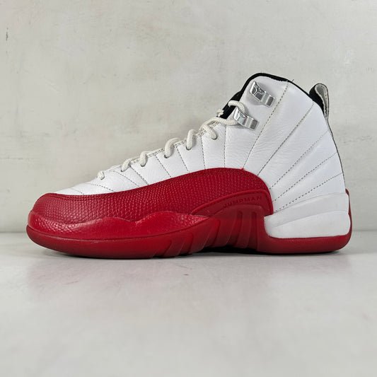 153265 116 Jordan 12 Retro Cherry (2023) (GS) [USED] - 6.5 Y (Used)