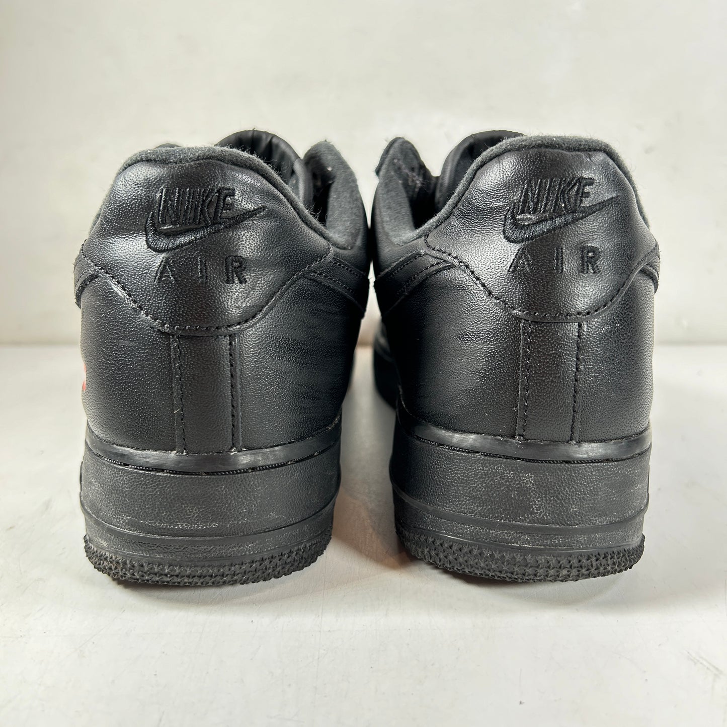 CU9225 001 Air Force 1 Low Supreme Black [USED] - 10 M (Used2)