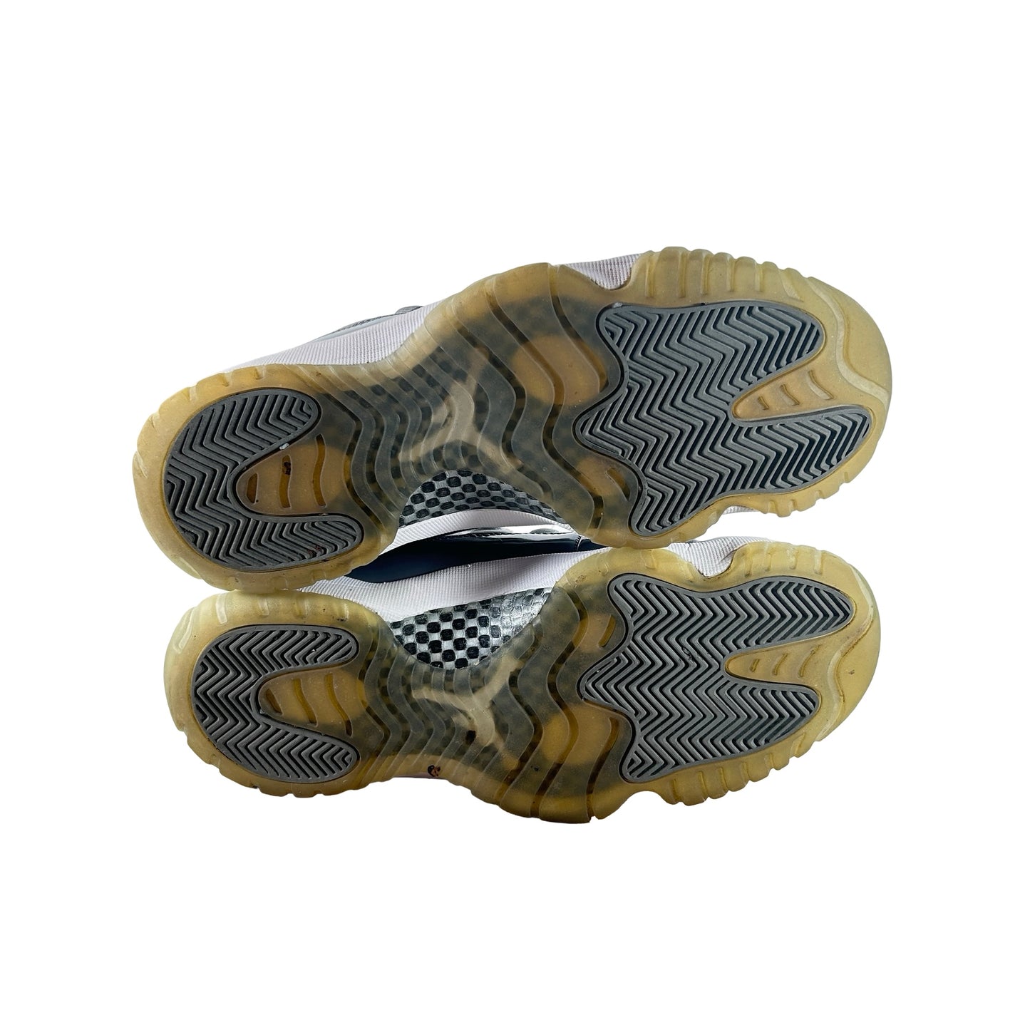528895 003 Jordan 11 Retro Low Cool Grey [USED]  - 8 M (Used)