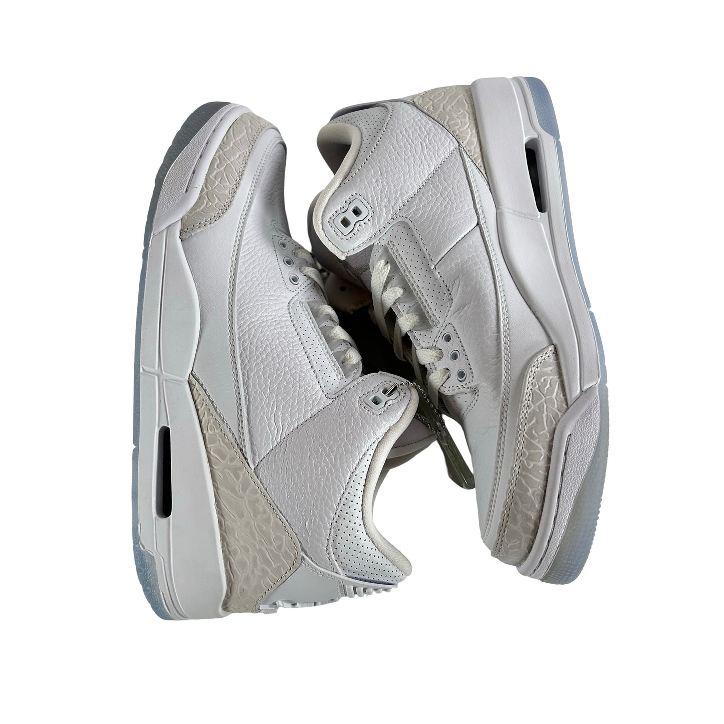 136064 111 Jordan 3 Retro Pure White (2018) [CONDITIONAL] - 8.5 M (Crease on right shoe)