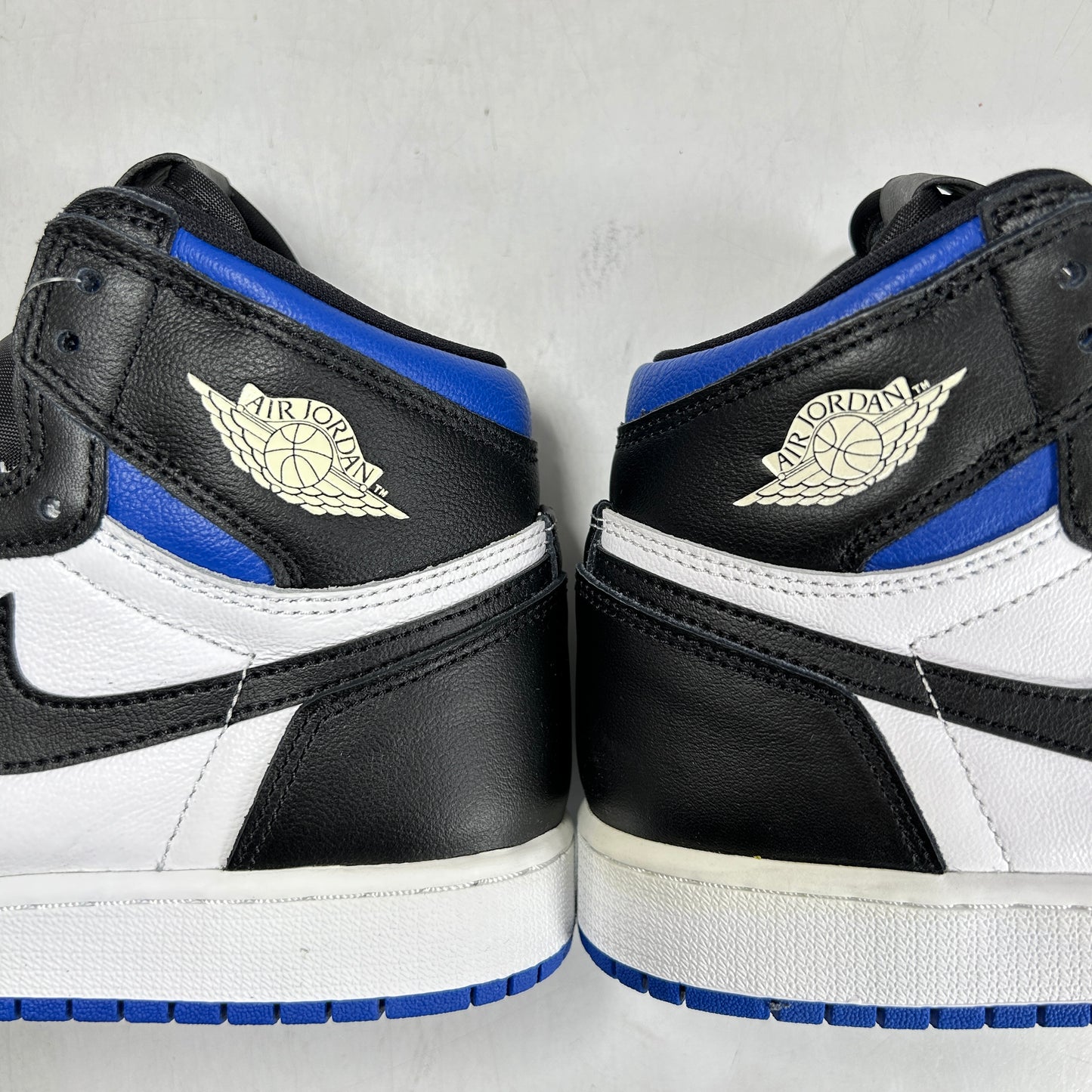 575441 041 Jordan 1 Retro High Royal Toe (GS) [CONDITIONAL] - 4.5 Y (Yellowing)