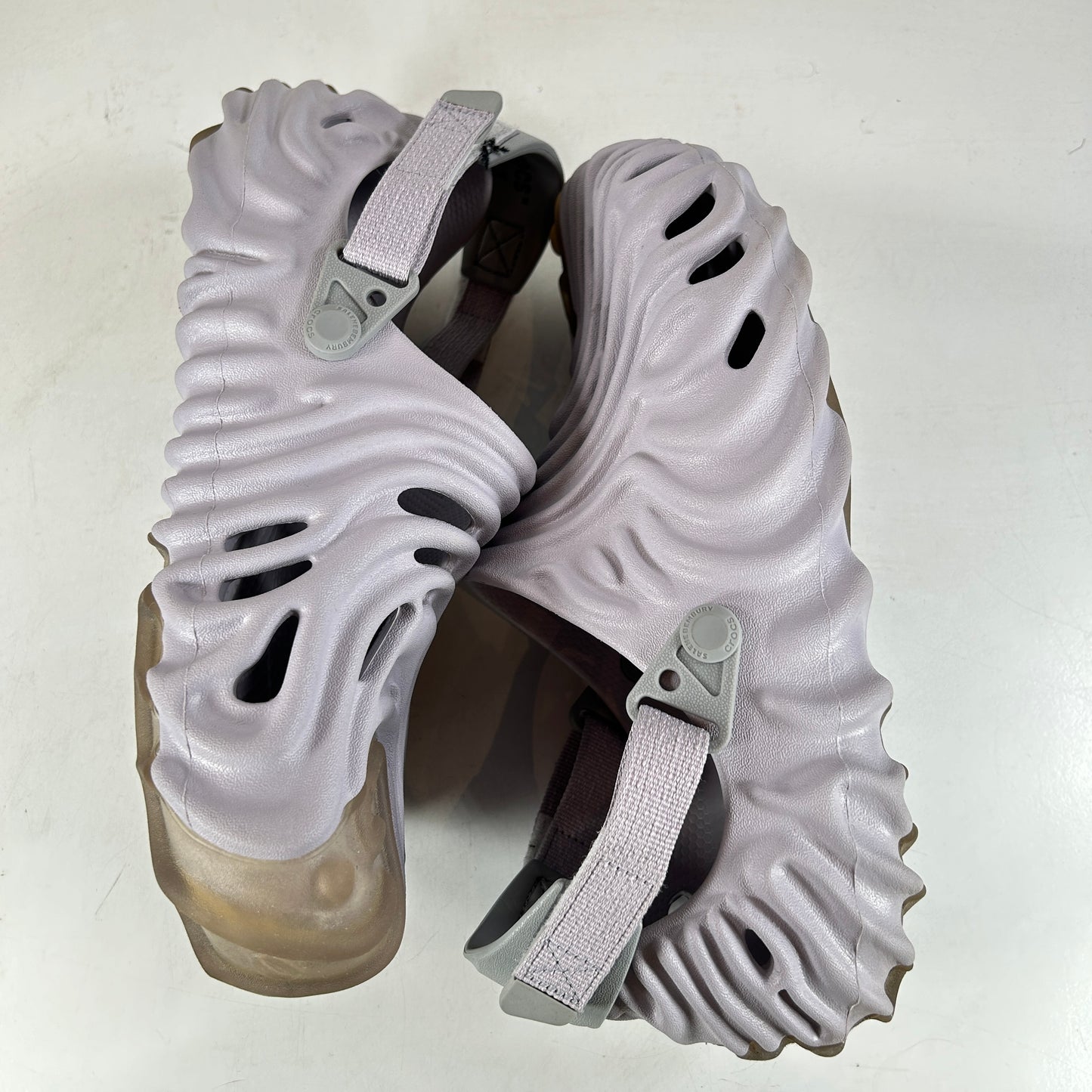 207393 5PS Crocs Pollex Clog by Salehe Bembury Urchin [USED] - 10 M (Used)