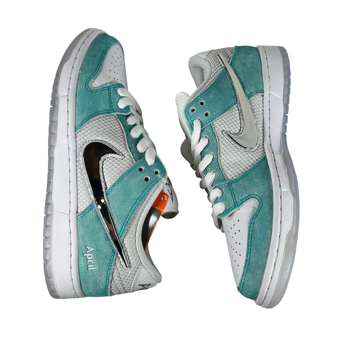 FD2562 400 Nike SB Dunk Low April Skateboards - 7 M (Stain On Toe Box)