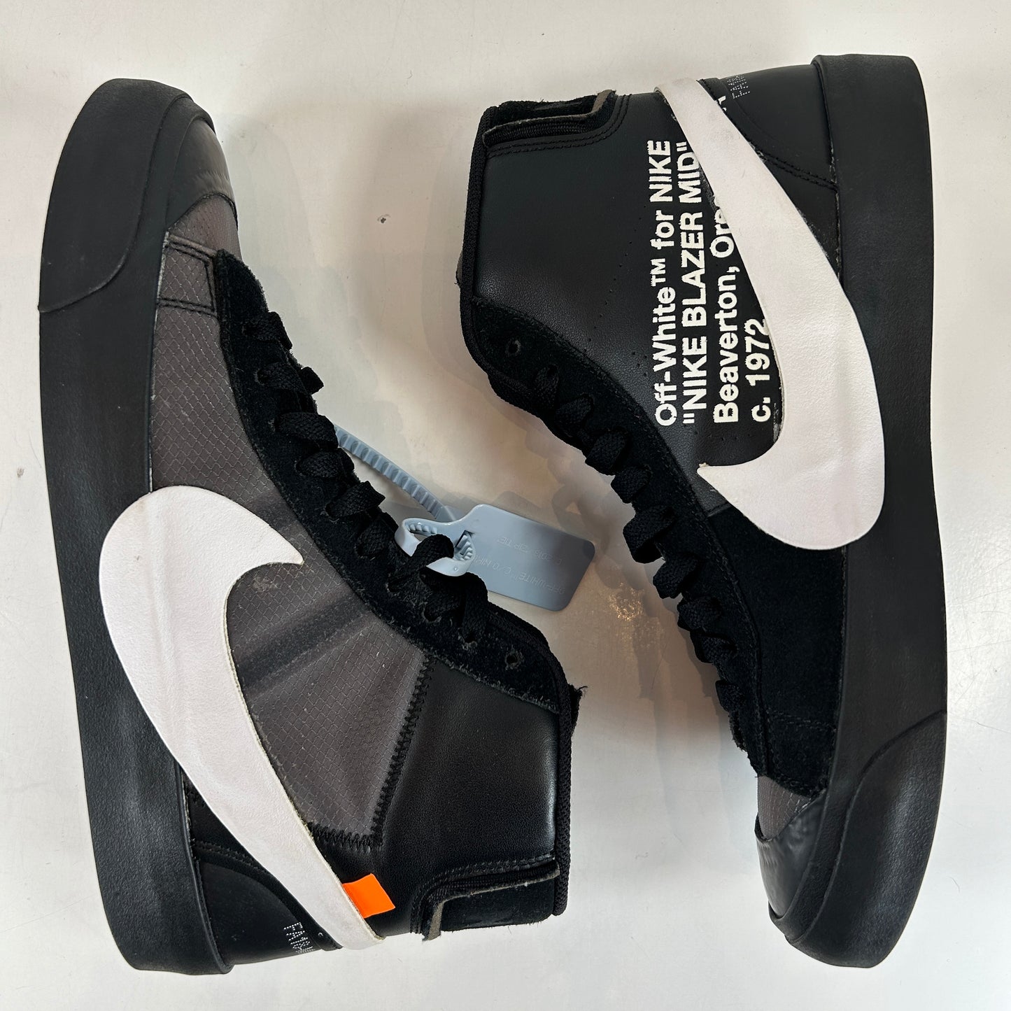 AA3832 001 Nike Blazer Off-White Black [USED] - 8.5 M (Used)