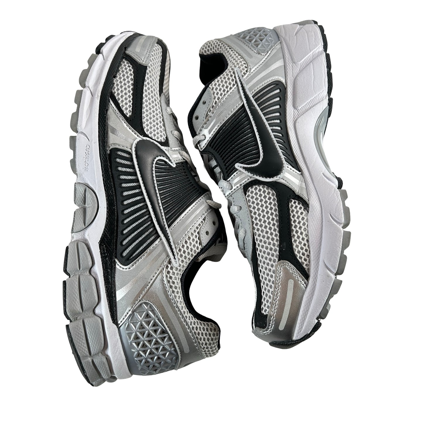 FJ4151 004 Nike Zoom Vomero 5 Metallic Silver Black [USED] - 9.5 M (Used)