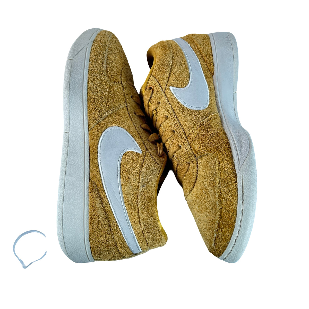 IH0890 700 Nike Book 1 Chevrolet Gold Leaf [USED] - 10.5 M (Used) (No Box)