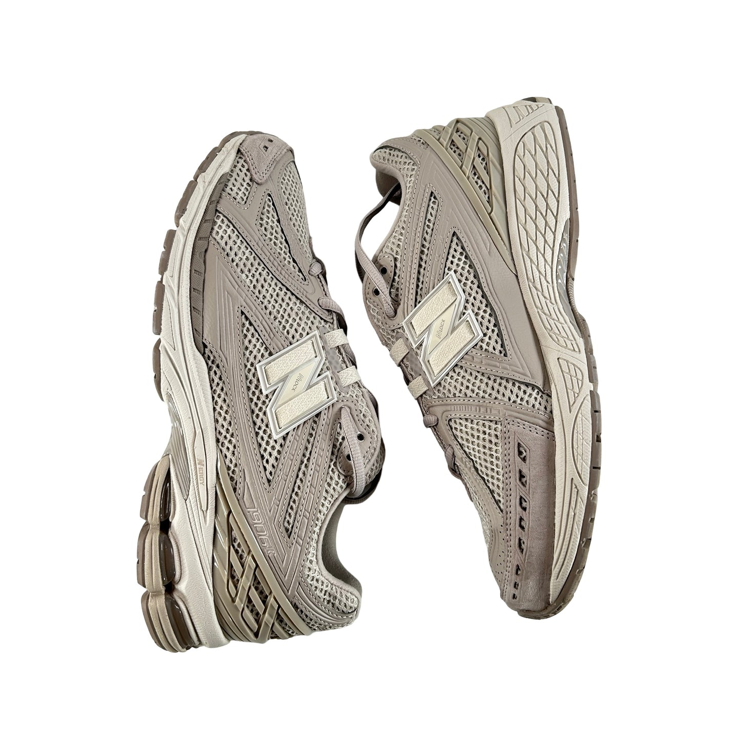 M1906RGR New Balance 1906R Grey Day [USED] - 9.5 M (Used)