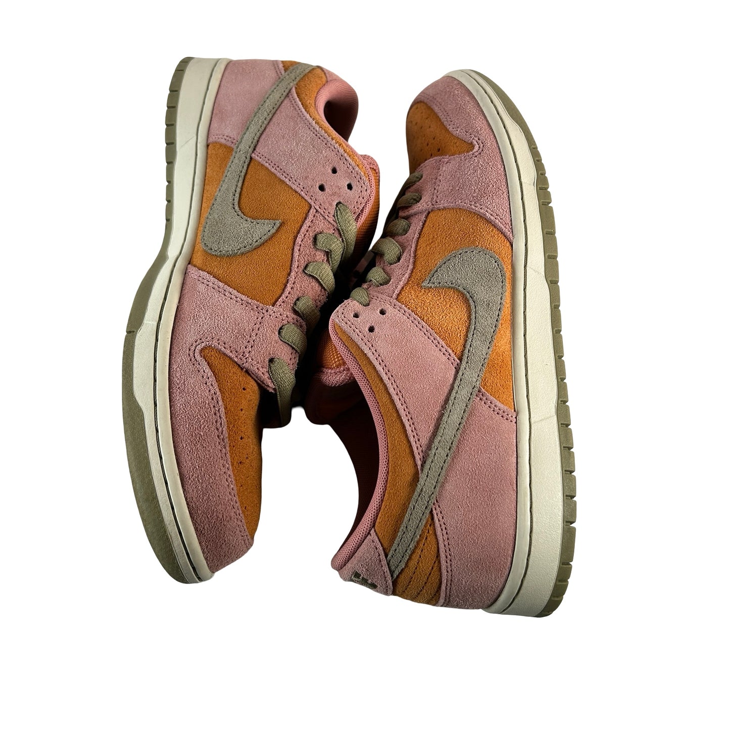 HJ4135 600 Nike SB Dunk Low Red Stardust [USED] - 10.5 M (Used)