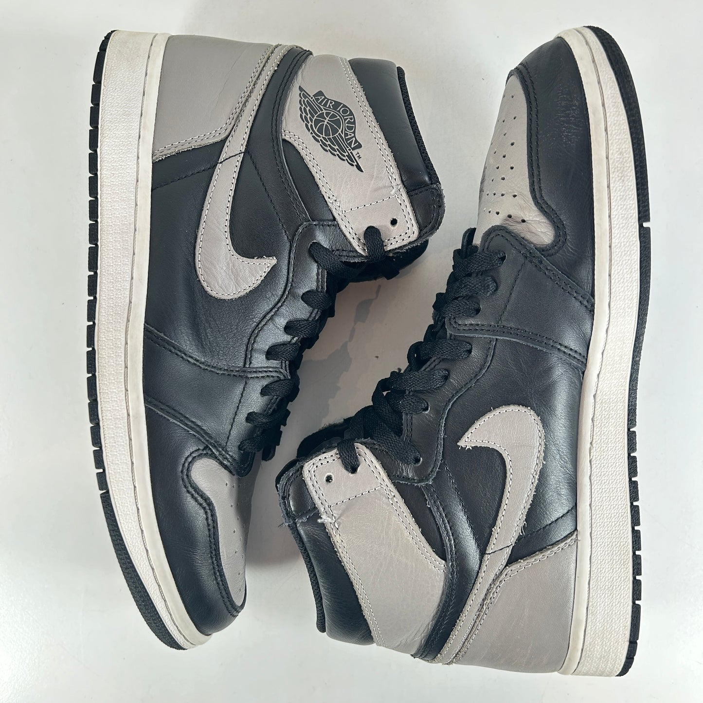 555088 013 Jordan 1 Shadow (2018) [USED] - 11 M (Used2)