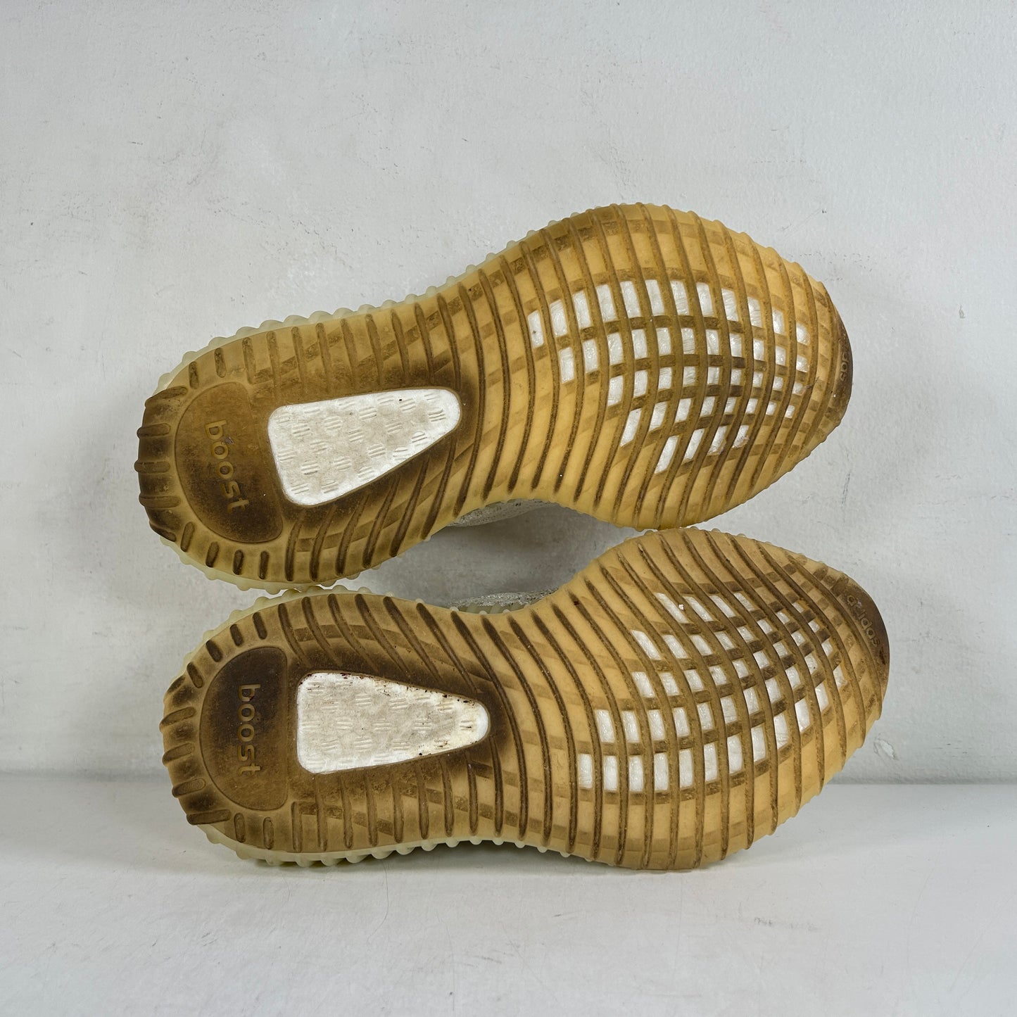GY3438 adidas Yeezy Boost 350 V2 Light [USED] - 5 M (Used)