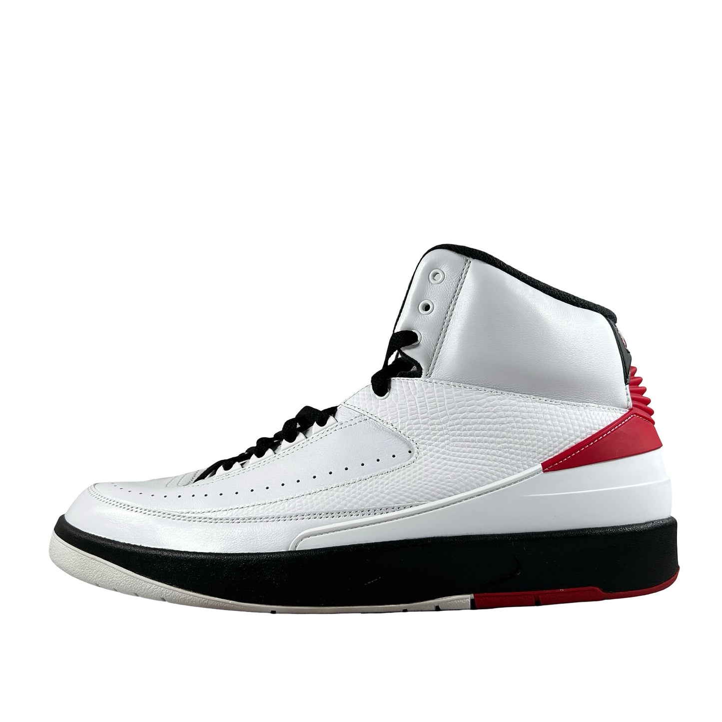 DX2454 106 Jordan 2 Retro OG Chicago (2022) [USED] - 13 M (Used2)