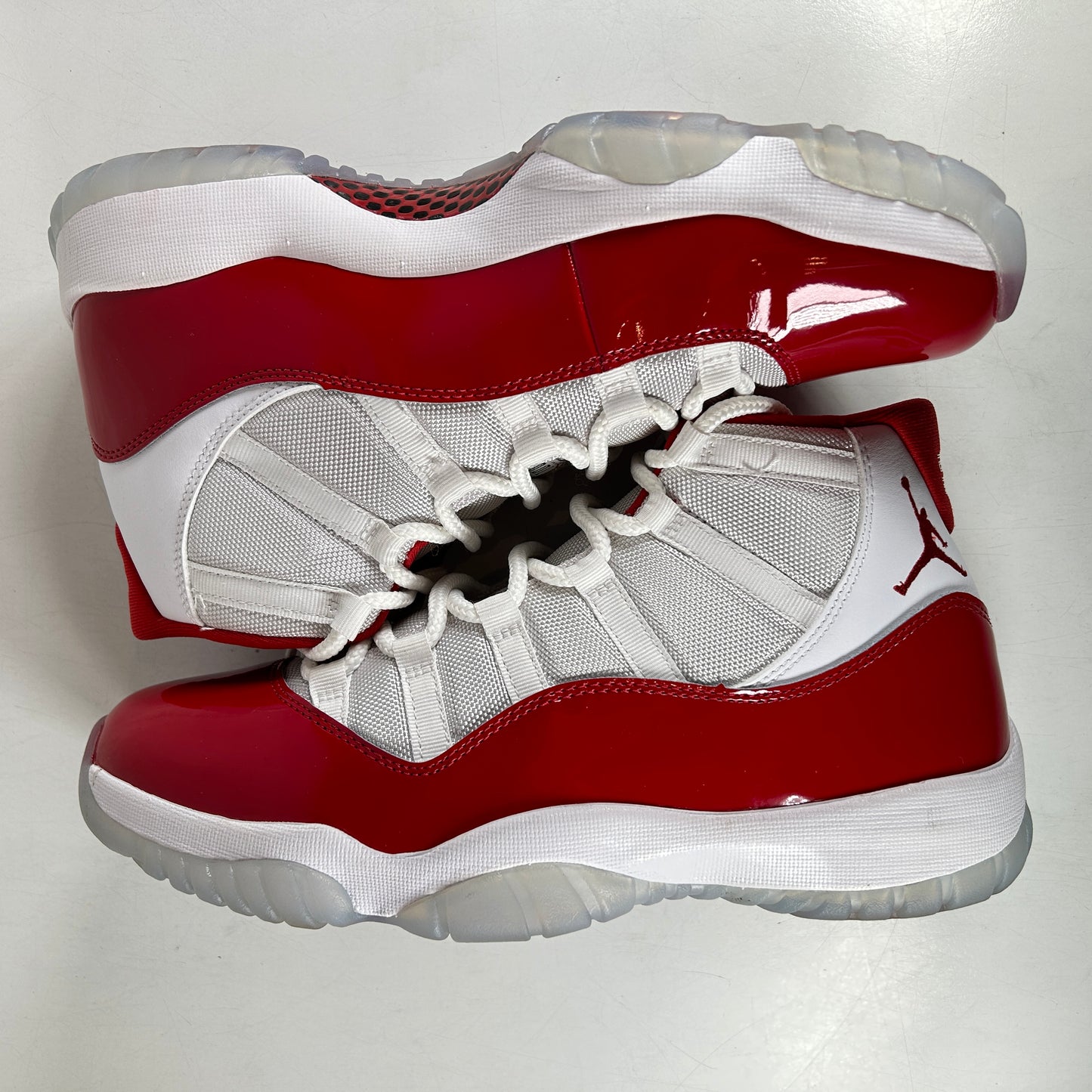 CT8012 116 Jordan 11 Retro Cherry (2022) [USED] - 10.5 M (VNDS)