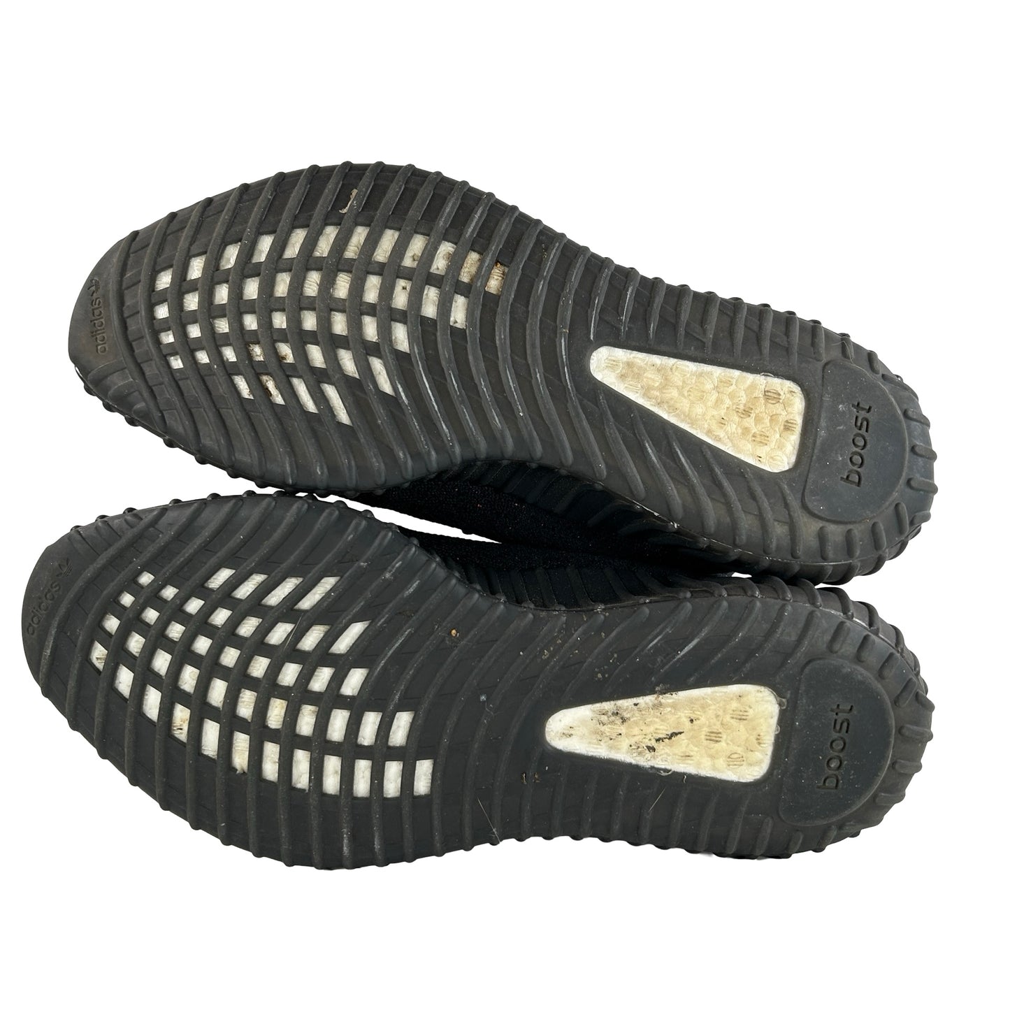 BY9612 Yeezy Boost 350 V2 Core Black Red [USED] - 11.5 M (Used)