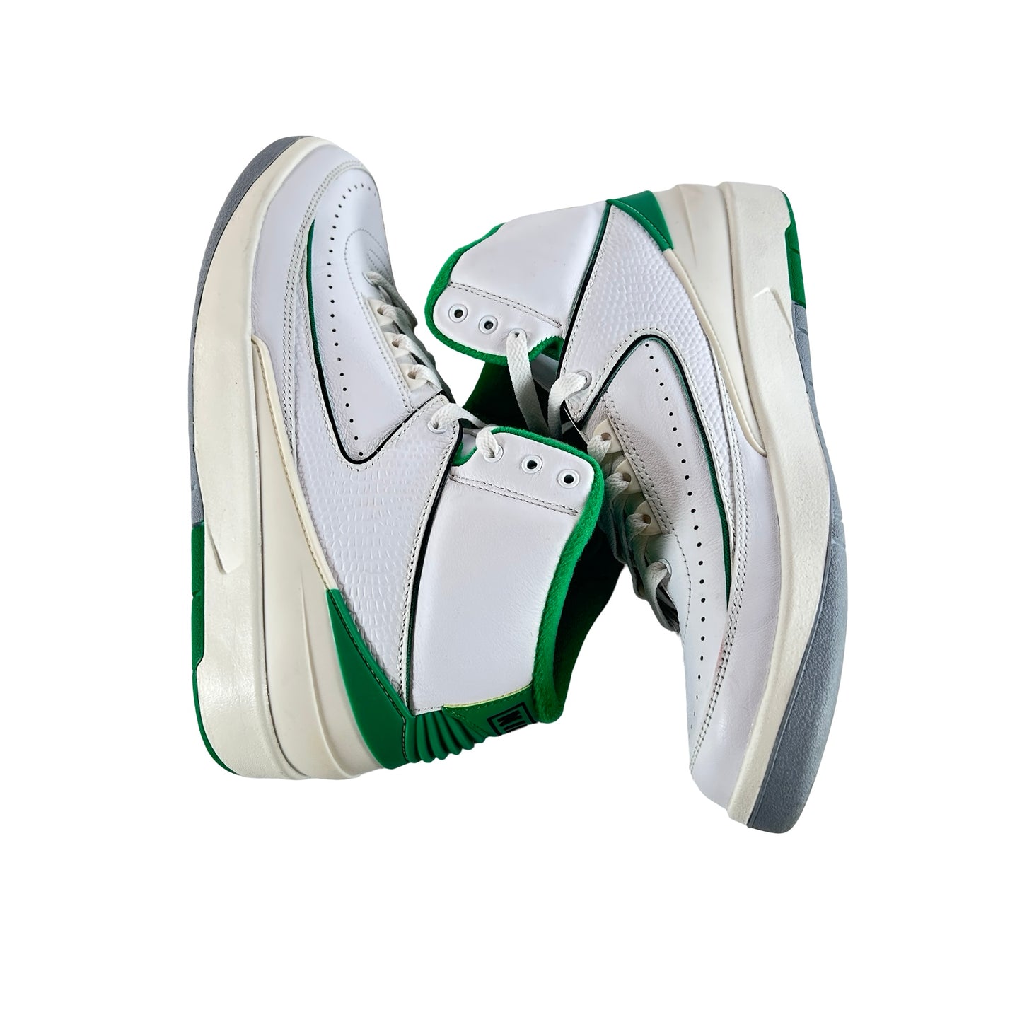 DR8884 103 Jordan 2 Retro Lucky Green - 8.5 M (Used) (No Box)