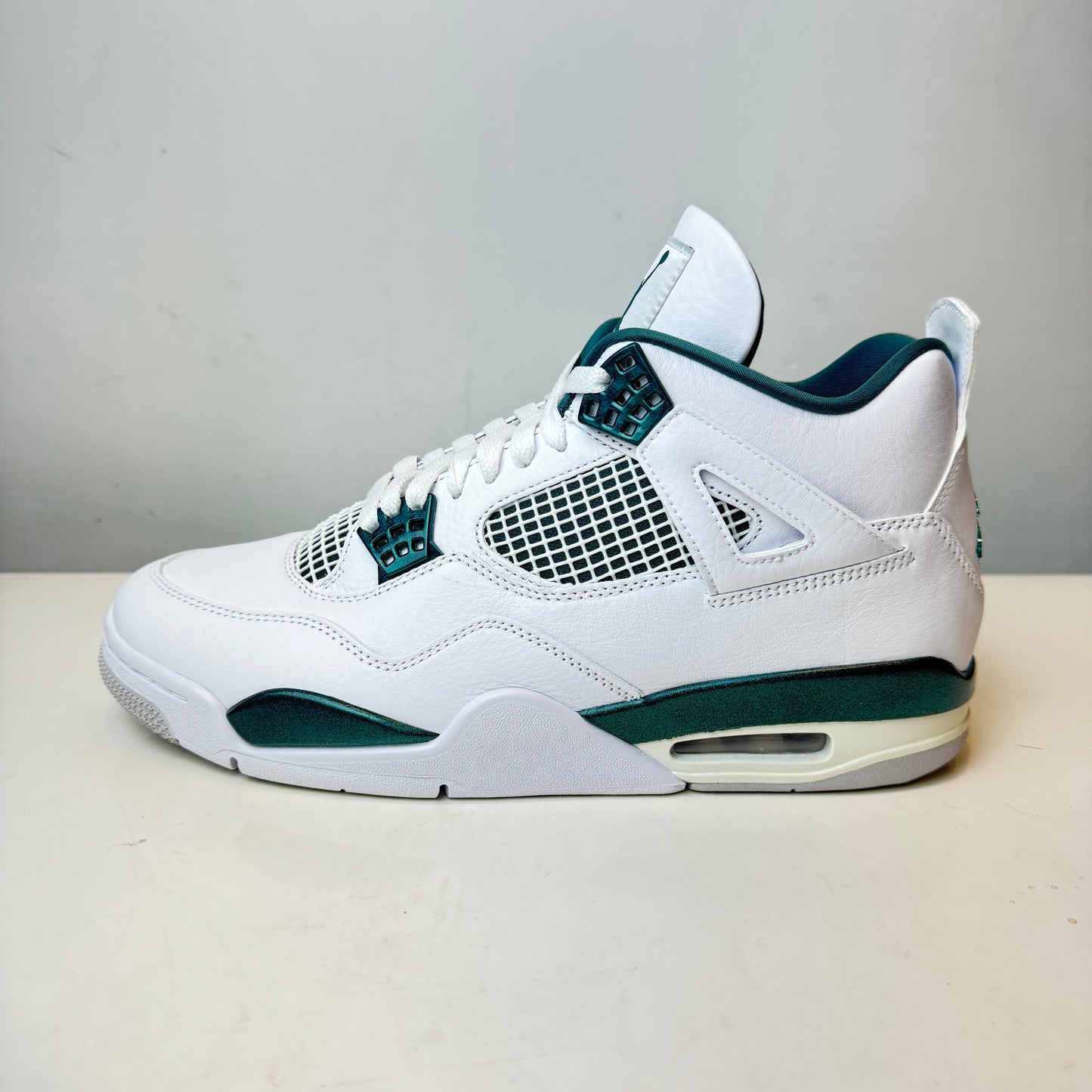 FQ8138 103 Jordan 4 Retro Oxidized Green [USED] - 10.5 M (VNDS)