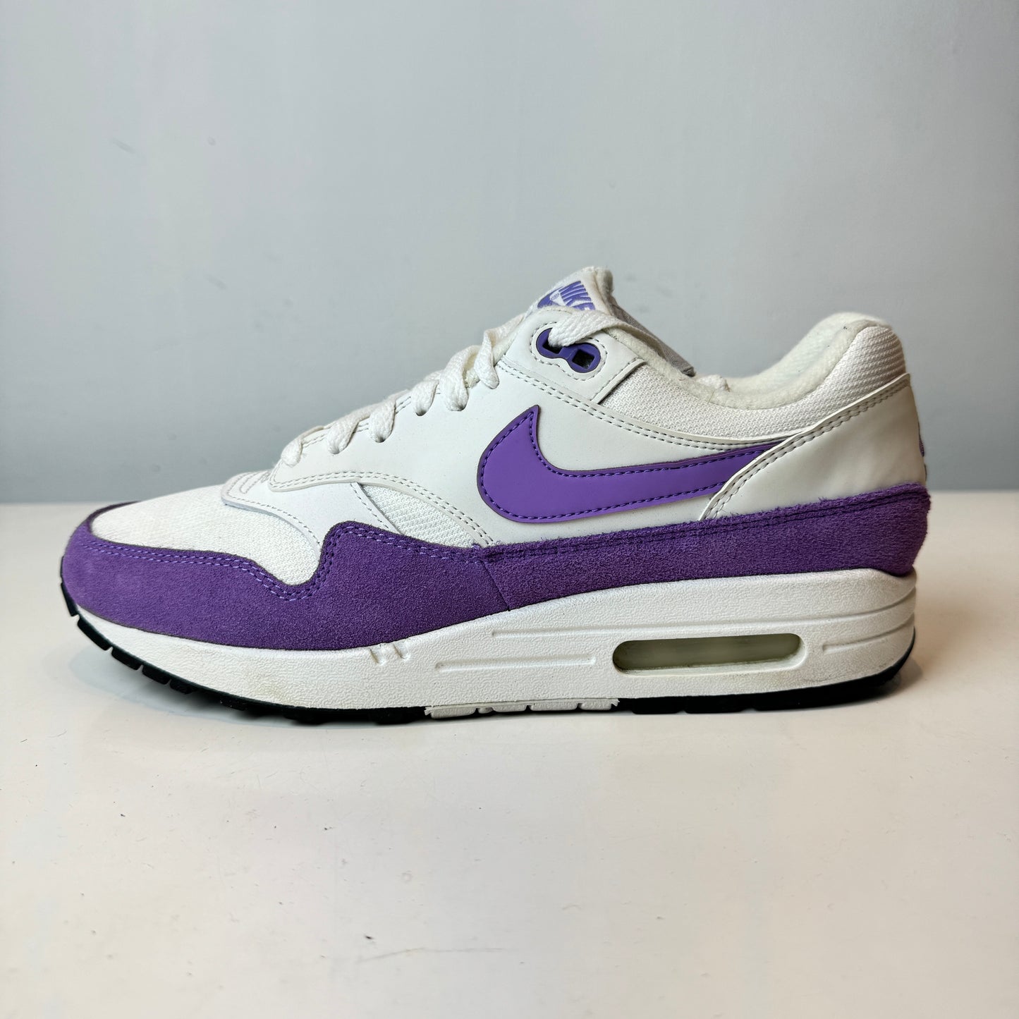 319986 118 Nike Air Max 1 Atomic Violet (Women's) [USED] - 10 W (Used)