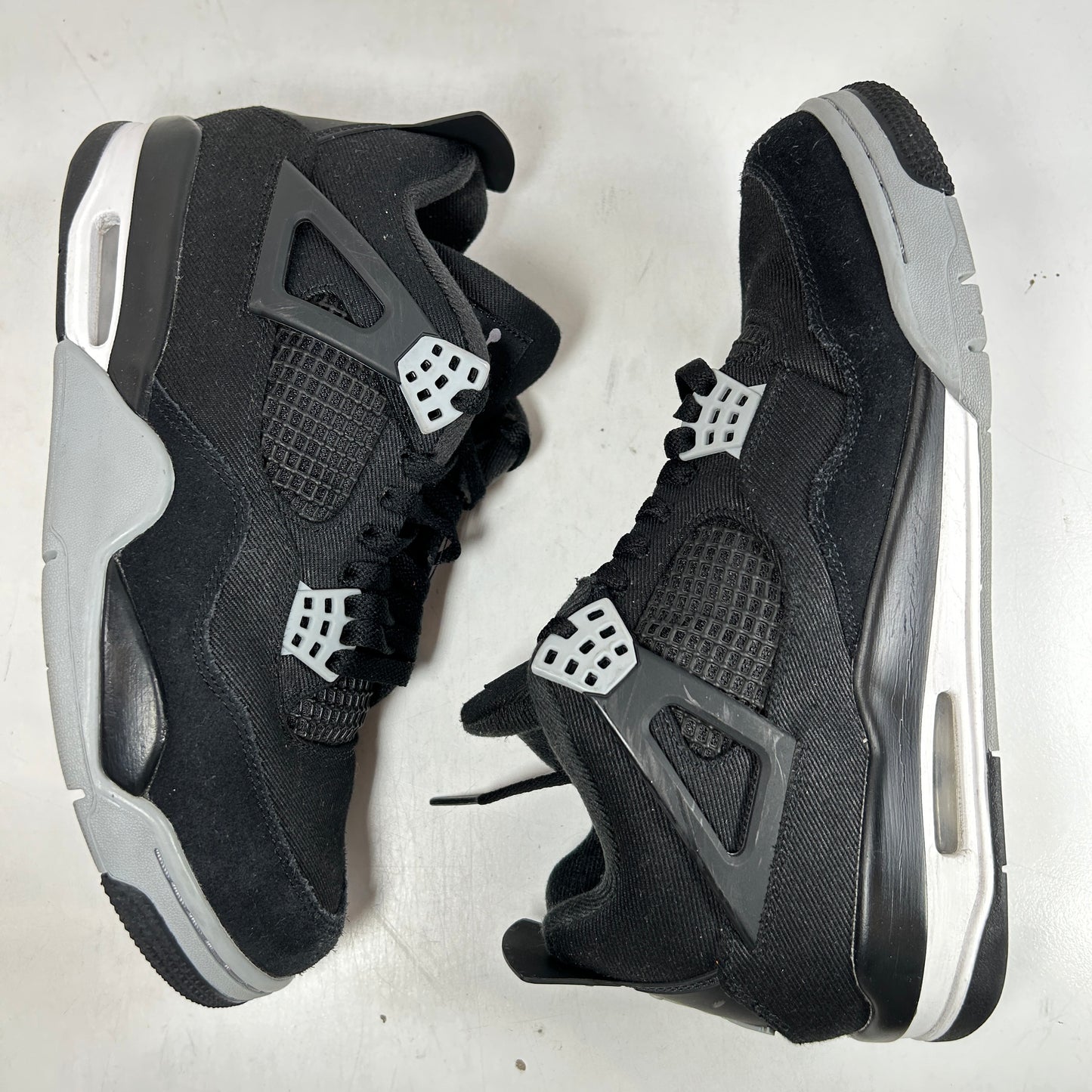 DH7138 006 Jordan 4 Retro SE Black Canvas [USED] - 9.5 M (Used2)