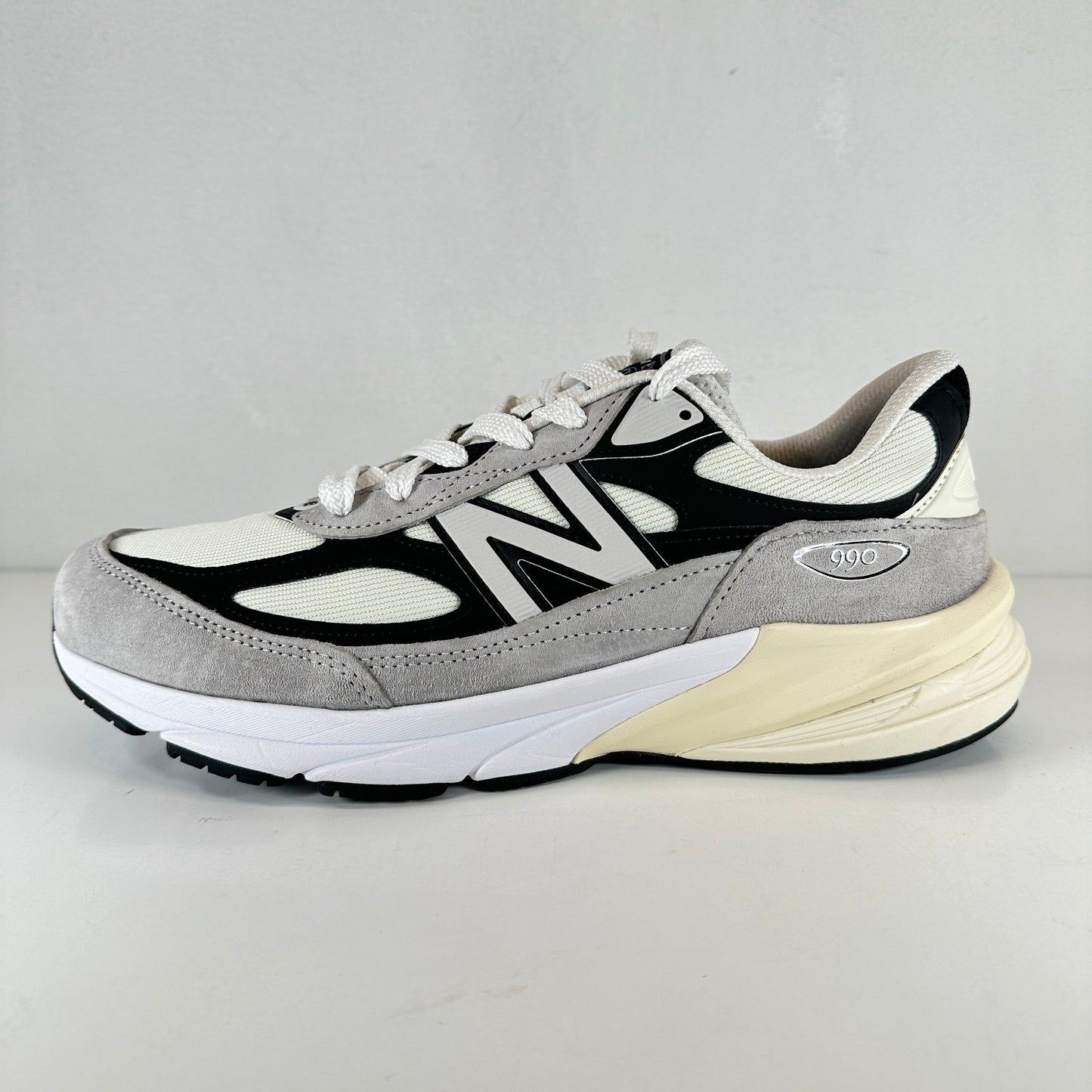 U990TG6 New Balance 990v6 MiUSA Teddy Santis Grey Black [USED] - 11 M (Used)