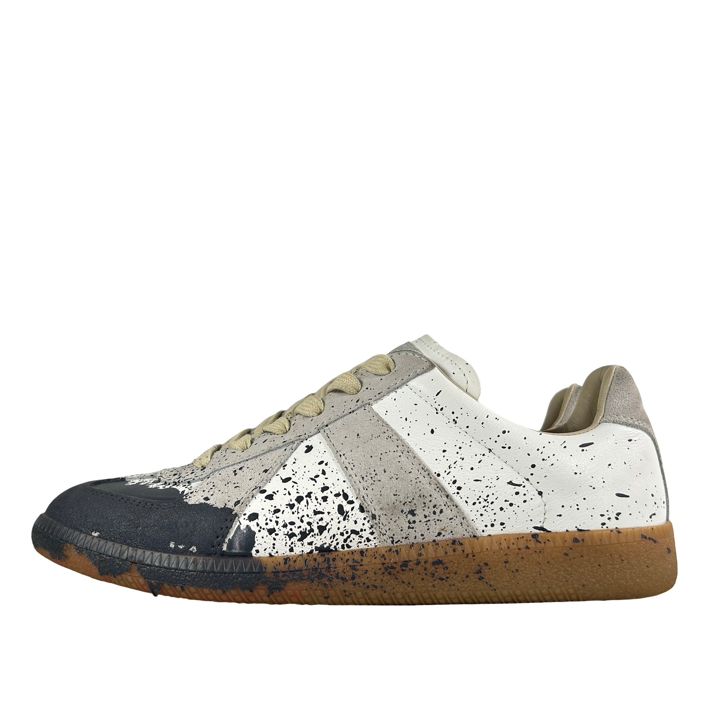S57WS0481P6230H0A65 Maison Margiela Paint Replica German Army Trainer (GAT) White Pewter [USED] - 39 EU (Used) (No Box)