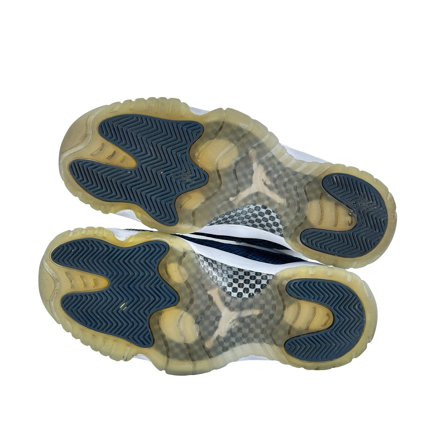 CD6846 102 Jordan 11 Retro Low Snake Navy (2019) [USED] - 9.5 M (Used)