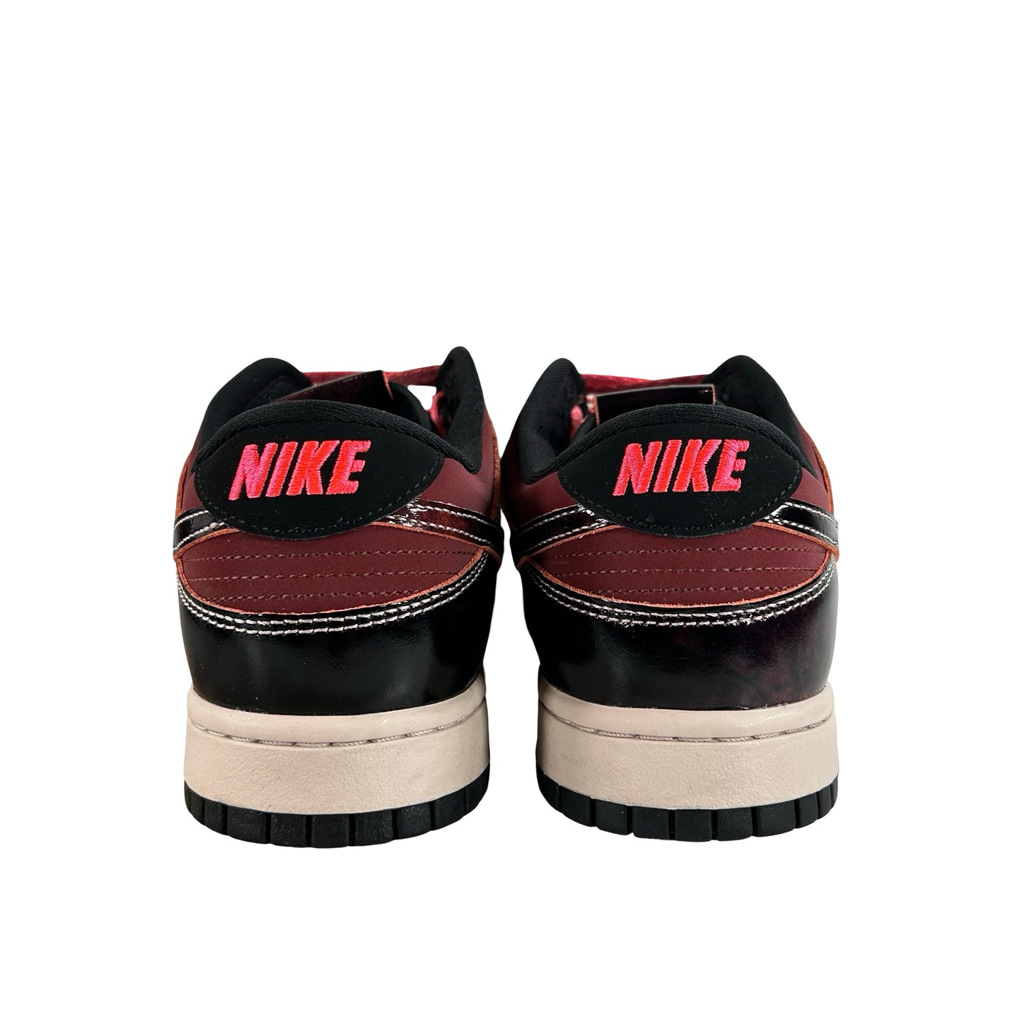 HQ1965 600 Nike Dunk Low SE Red Panda [USED] - 10 M (Used)