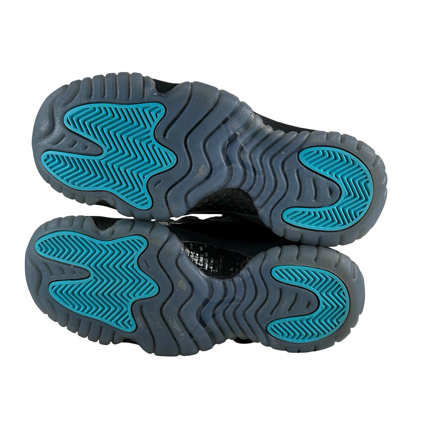 378038 047 Jordan 11 Retro Gamma Blue (2025) (GS) [USED] - 3.5 Y (Used)